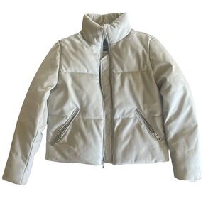 Stylish Grey Levi’s Puffer Jacket